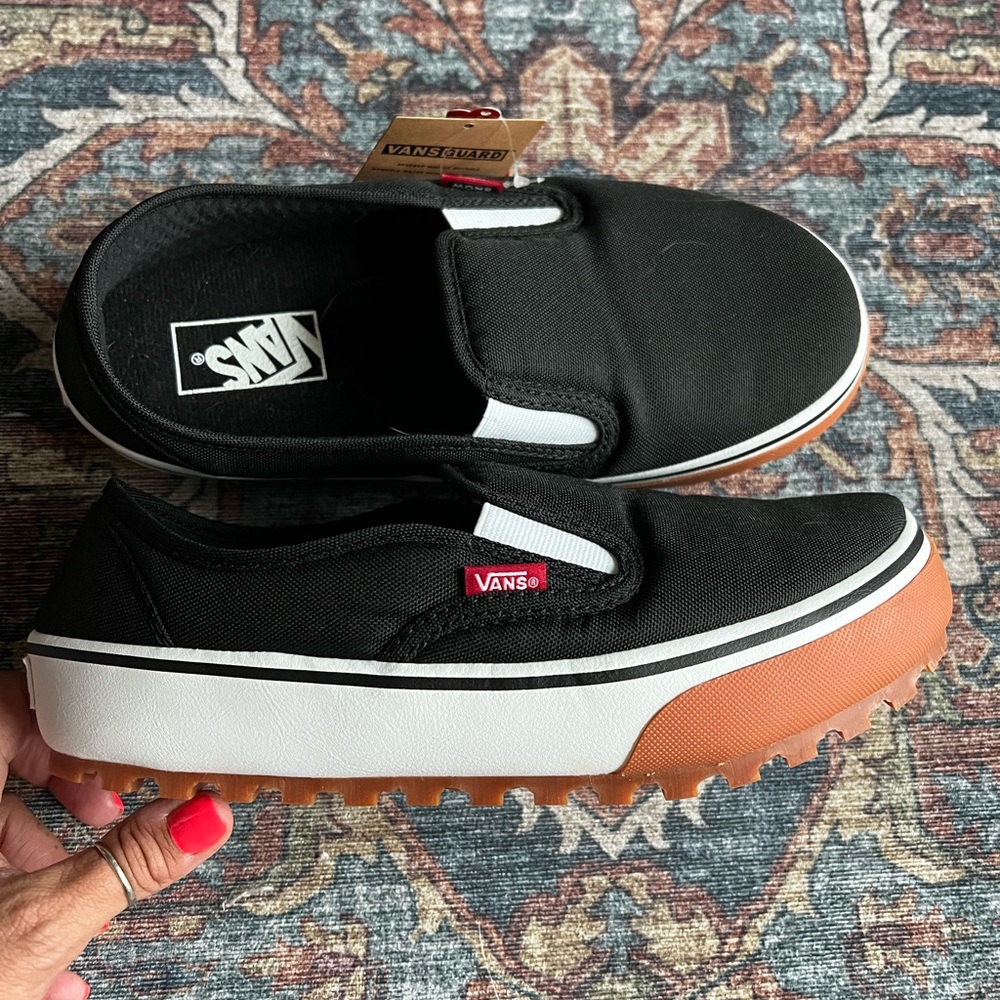 BNWT VANS slippers